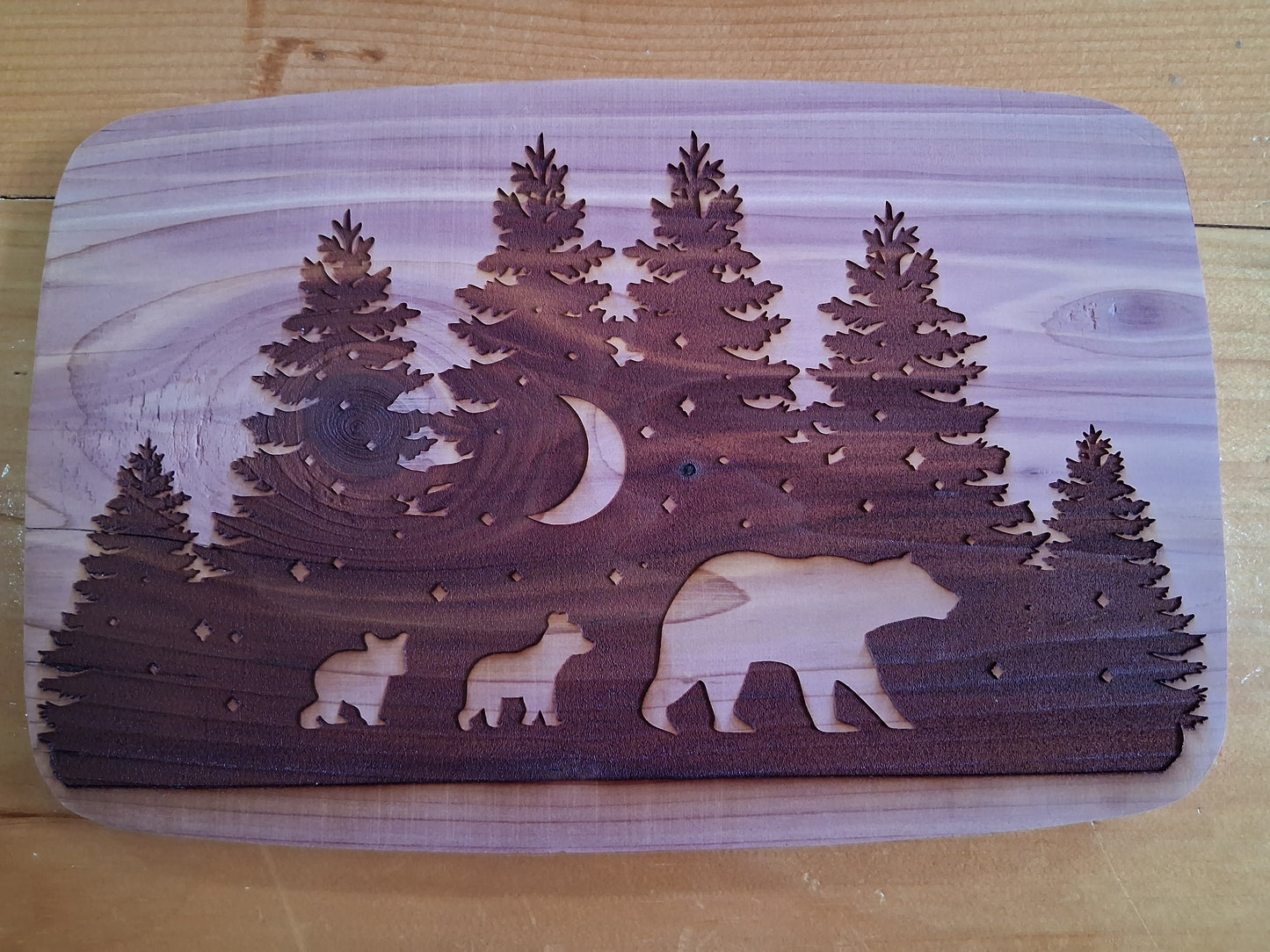 CUSTOM LASER PRINTED 9.5"X 6" CUTTING BOARD - MAMA BEAR AND CUBS