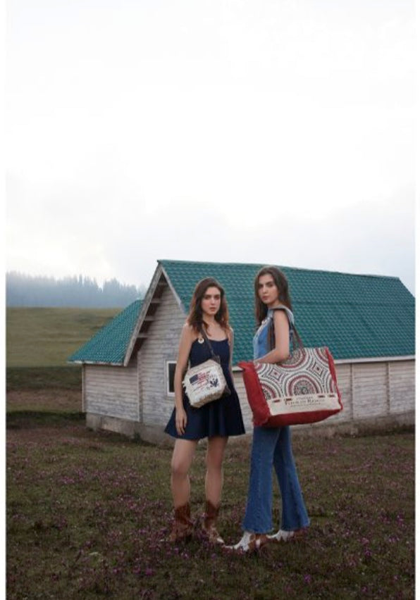 FLEUR DE ROGAUD WEEKENDER BAG by MYRA BAG®