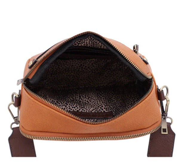 BEVERLY COMPACT CONCEAL CARRY CROSSBODY CAMERA BAG
