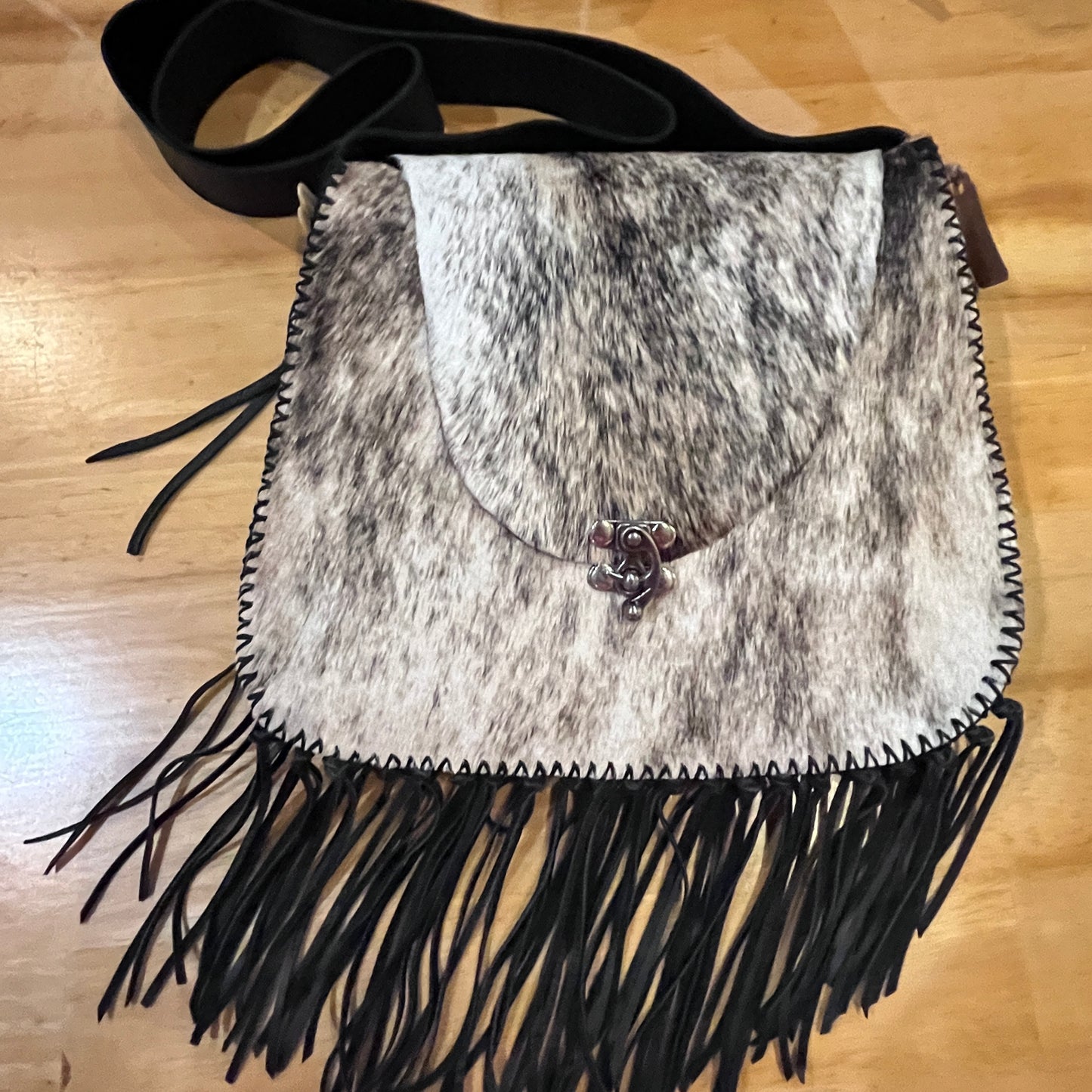 HANDCRAFTED & HAND SEWED COWHIDE PURSE