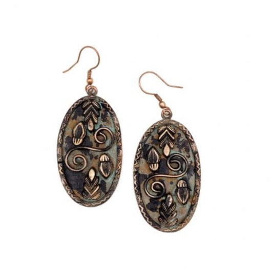 ANJU DOUBLE SPIRAL AND LEAVES (OVAL) EARRINGS