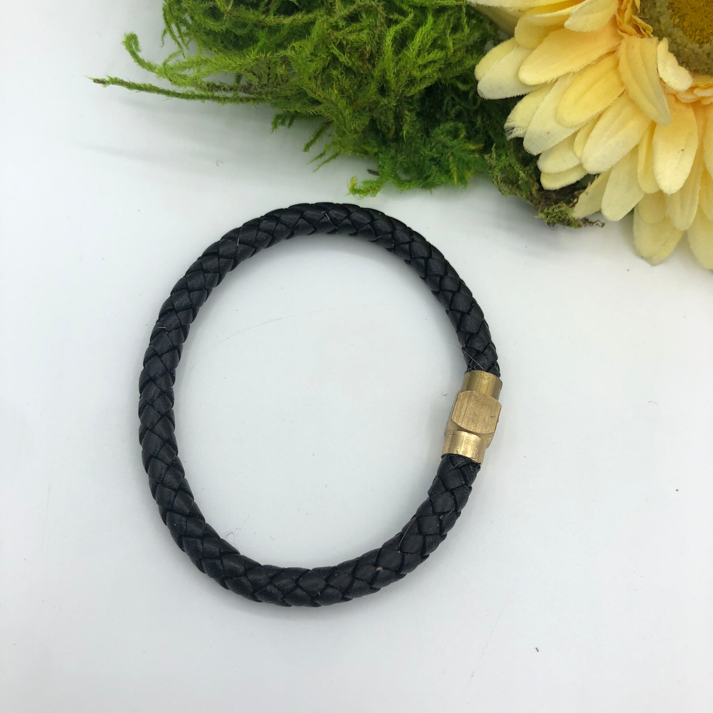 HANDCRAFTED 6MM LEATHER BOLO CORD BRACELET WITH MAGNET CLOSURE